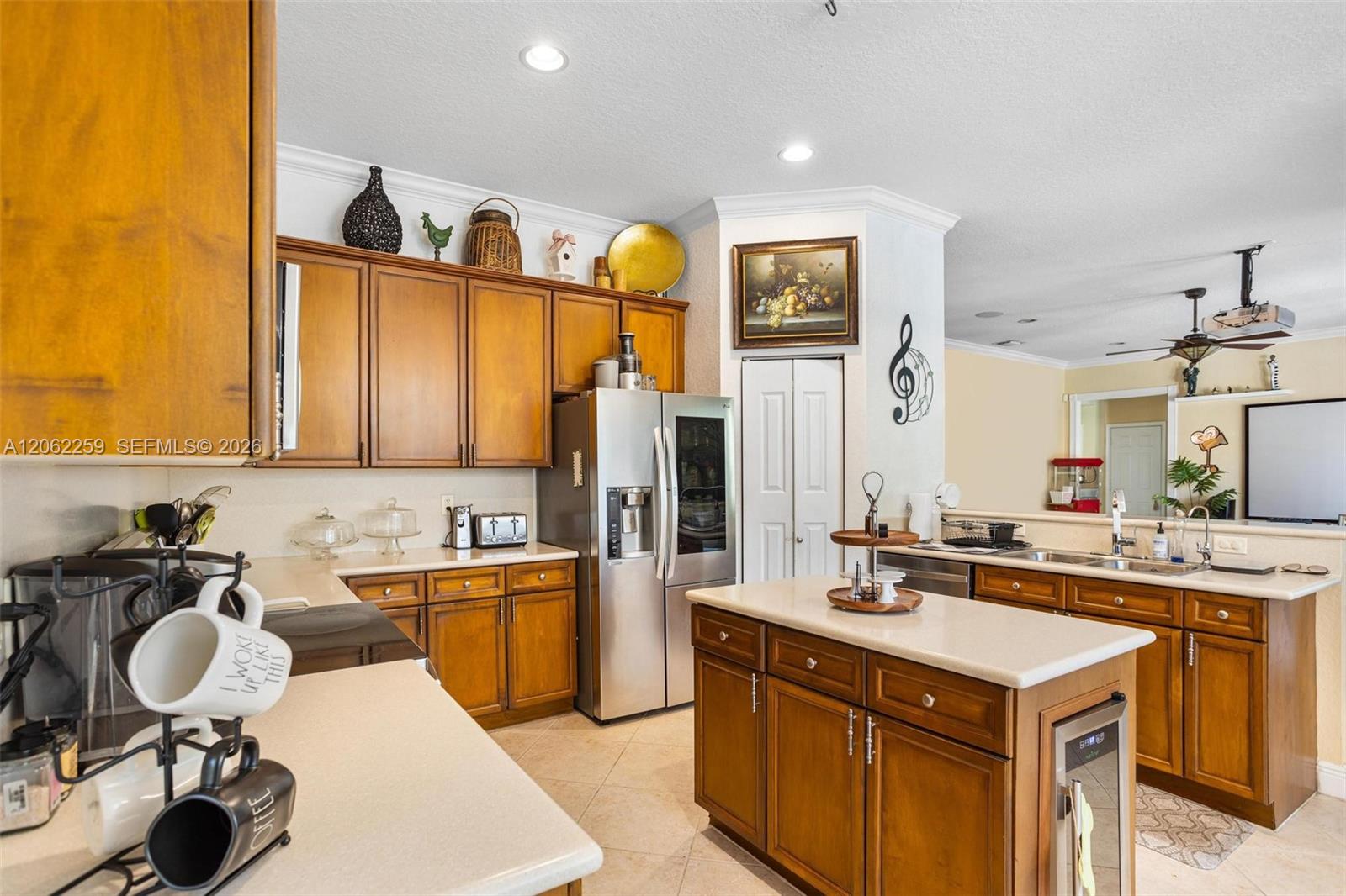 904 6 / 5 4027 sq. ft. $ 2026-07-30 0 foto