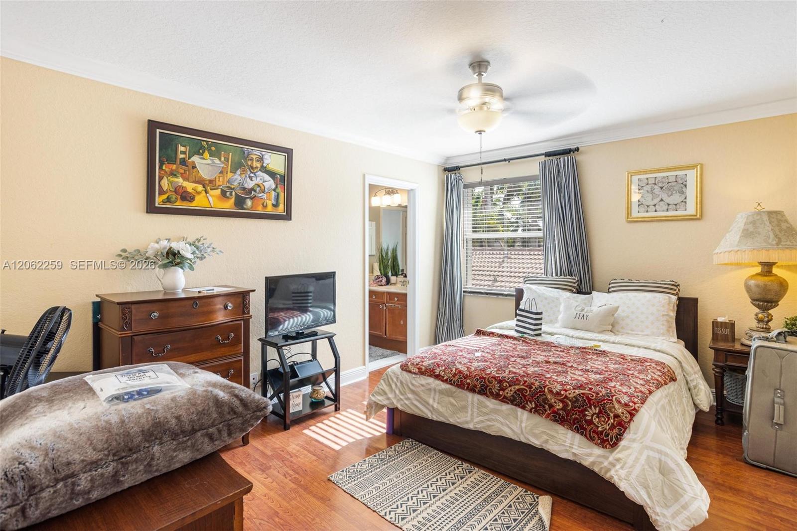 904 6 / 5 4027 sq. ft. $ 2026-07-30 0 foto