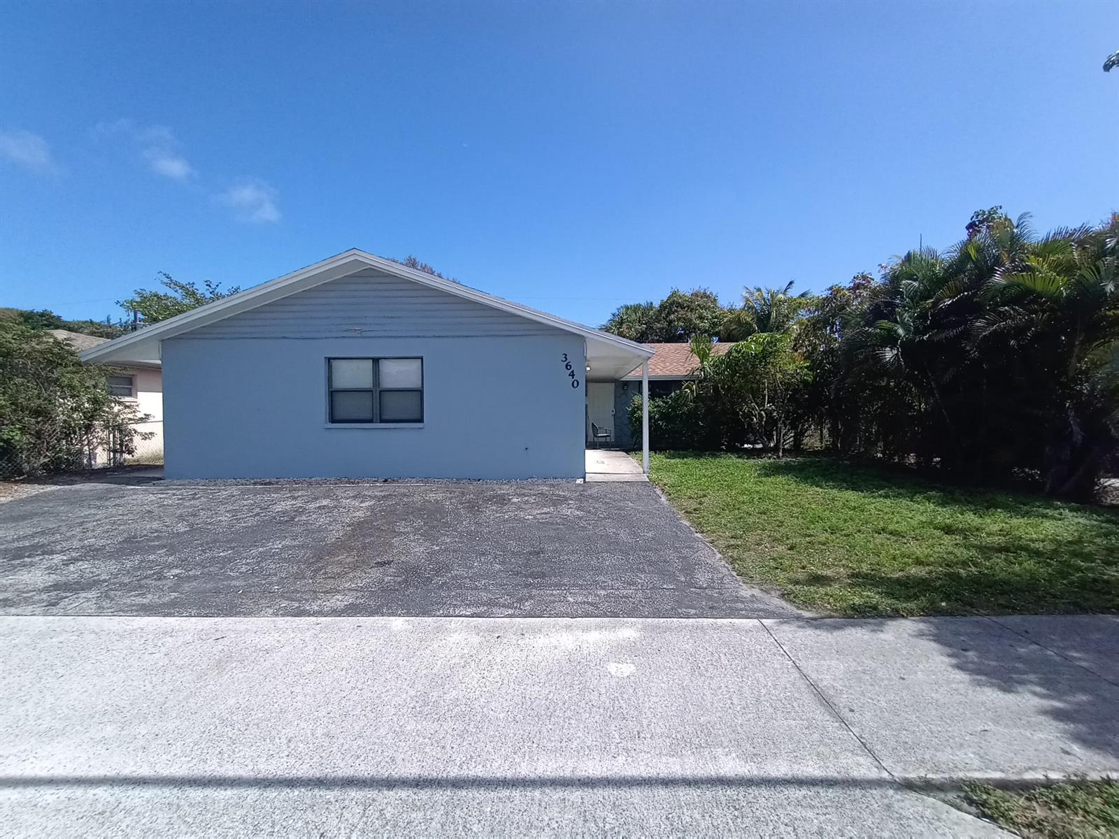 Ver detalles / 0 1965 sq. ft. $ 2026-07-31 0 foto