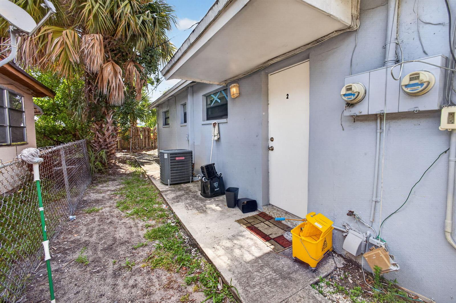 See details / 0 1965 sq. ft. $ 2026-08-03 0 Photo