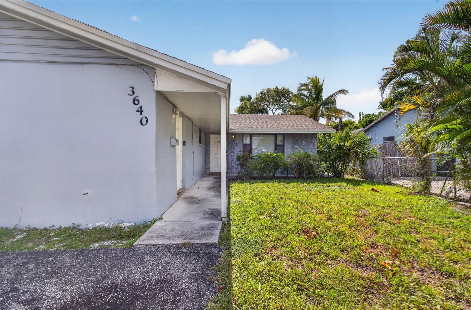 See details / 0 1965 sq. ft. $ 2026-08-03 0 Photo