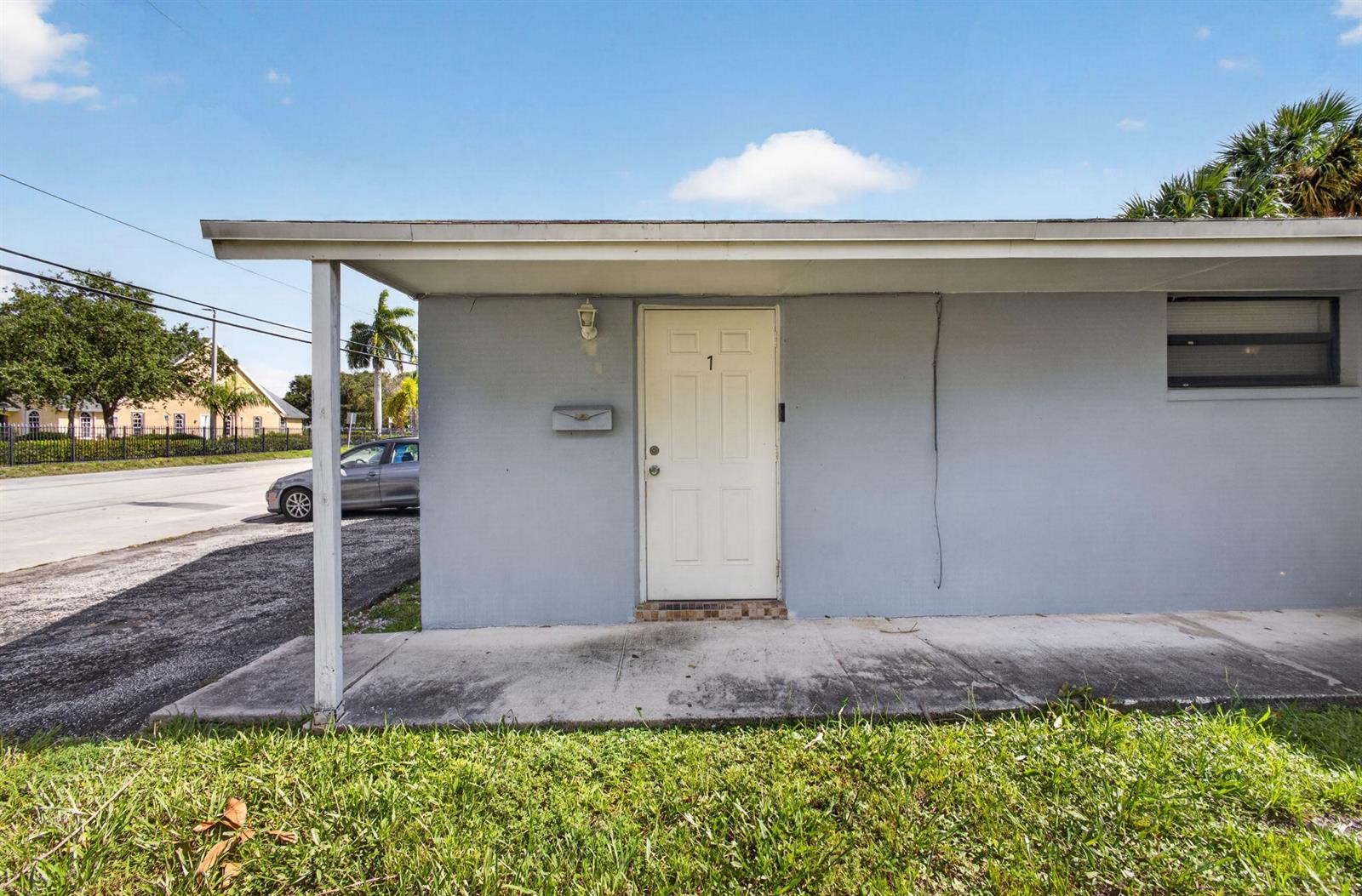 See details / 0 1965 sq. ft. $ 2026-08-03 0 Photo