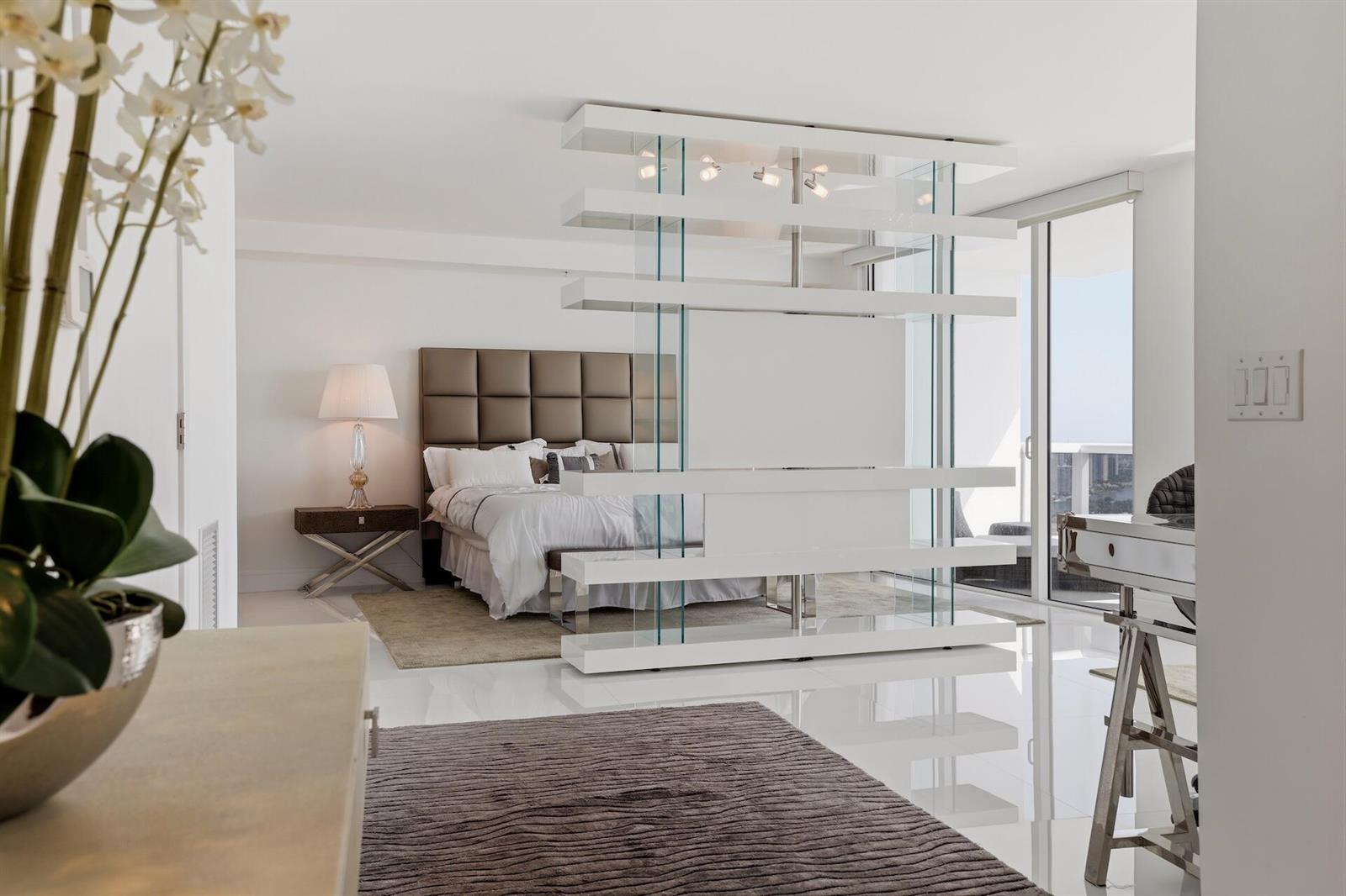 See details PH 5109 3 / 4045 sq. ft. $ 2026-07-31 0 Photo