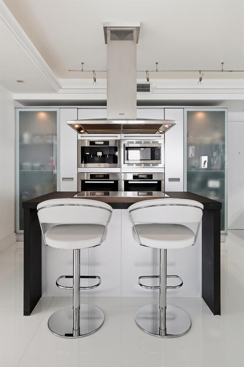 See details PH 5109 3 / 4045 sq. ft. $ 2026-07-31 0 Photo