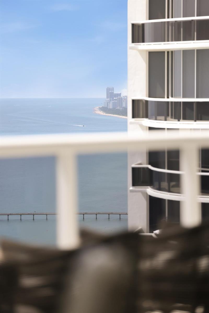 See details PH 5109 3 / 4045 sq. ft. $ 2026-07-31 0 Photo