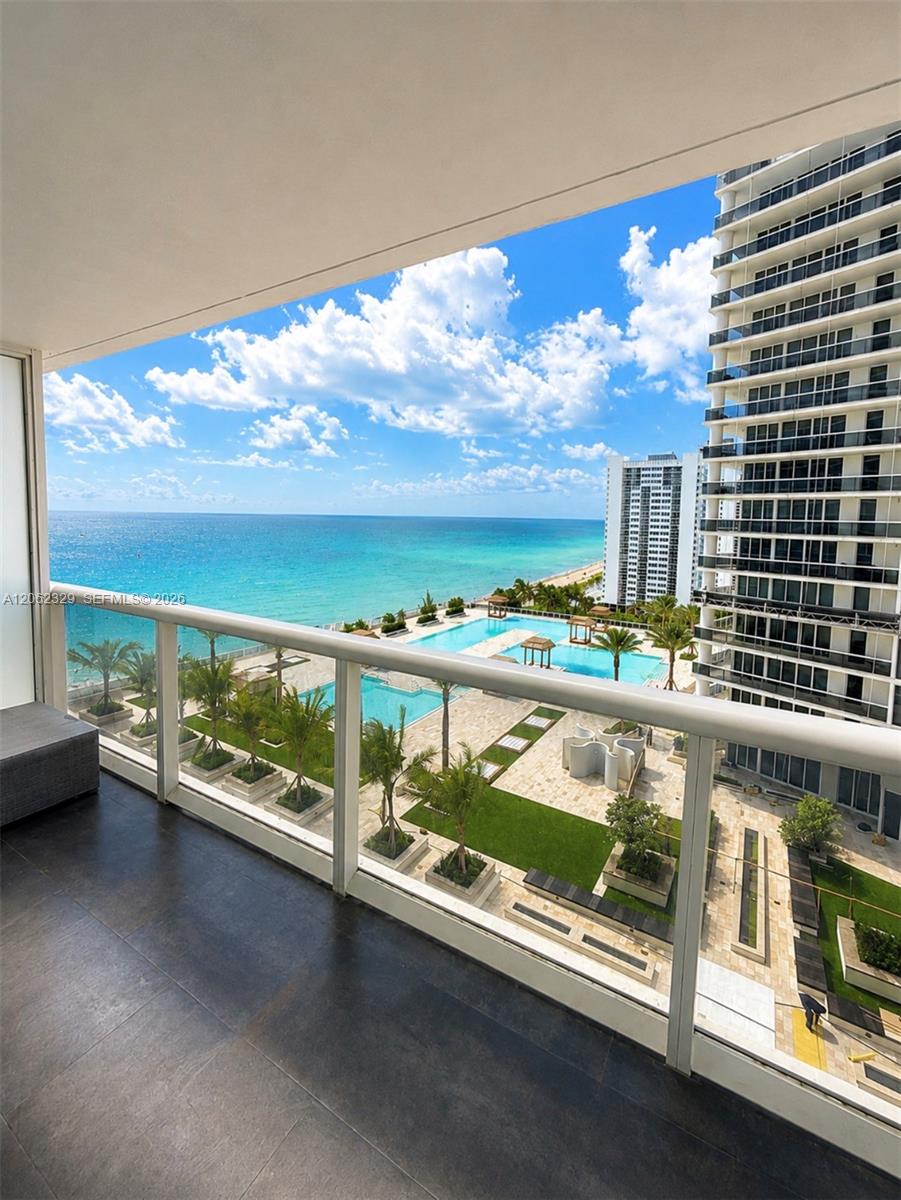 1405 1 / 1 811 sq. ft. $ 2026-07-30 0 Photo