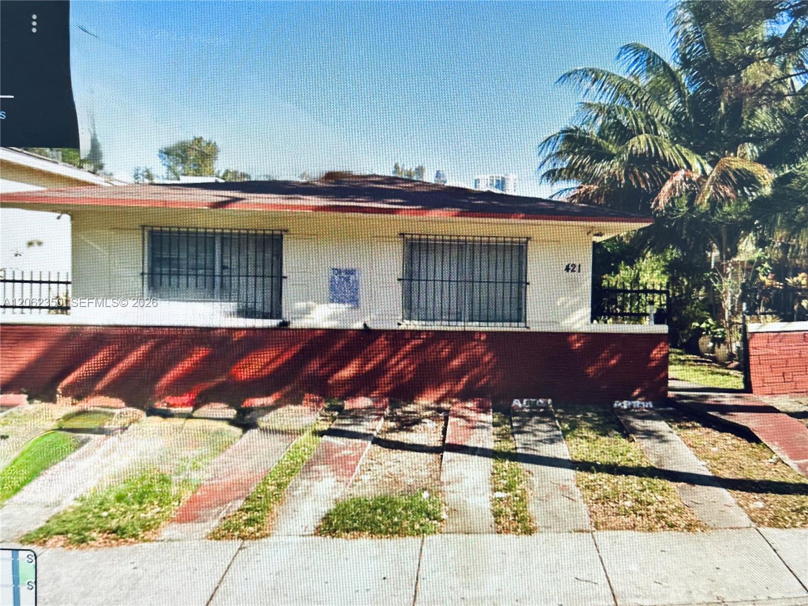 Ver detalles / 2000 sq. ft. $ 2026-07-30 0 foto