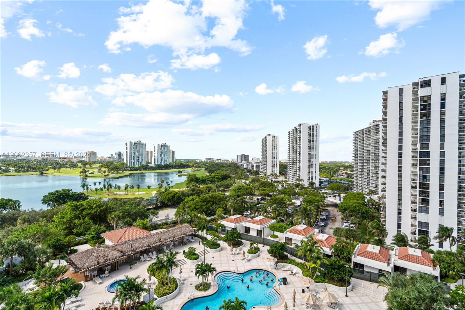 Photo of 20281 Country Club Dr  #909, Aventura, Florida, 33180 - 