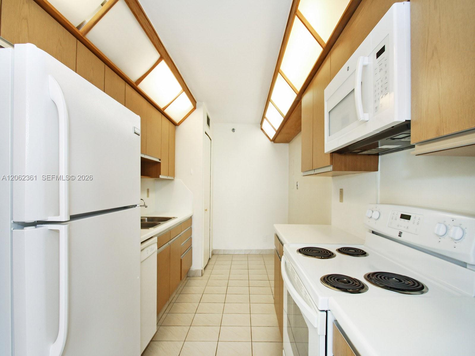 Photo of 19355 Turnberry Way #12C, Aventura, Florida, 33180 -