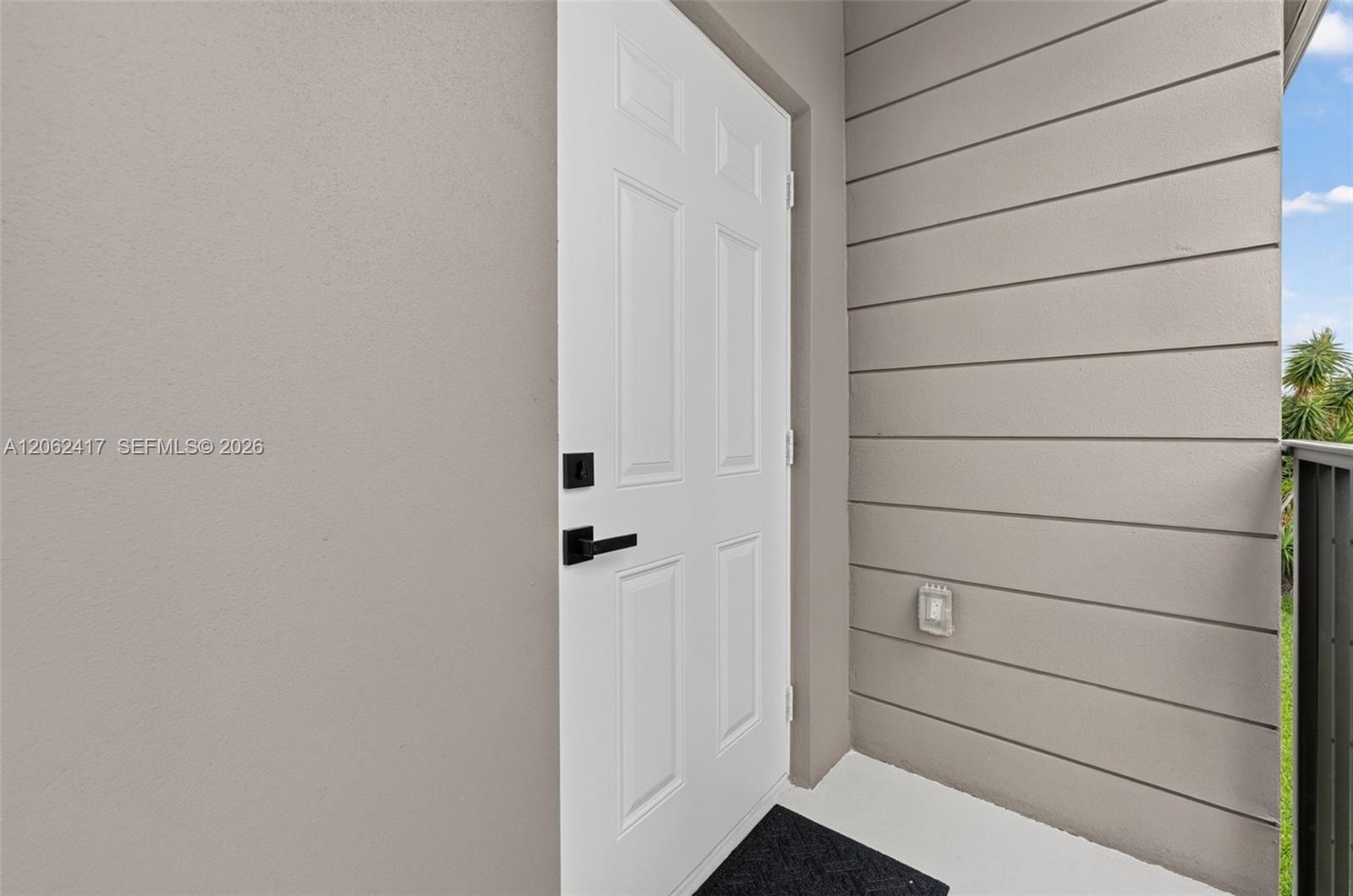   /  2300 sq. ft. $ 2026-07-30 0 foto
