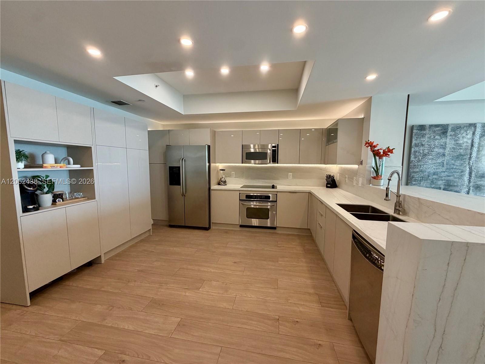 Photo of 3330 190th St  #2711, Aventura, Florida, 33180 - 
