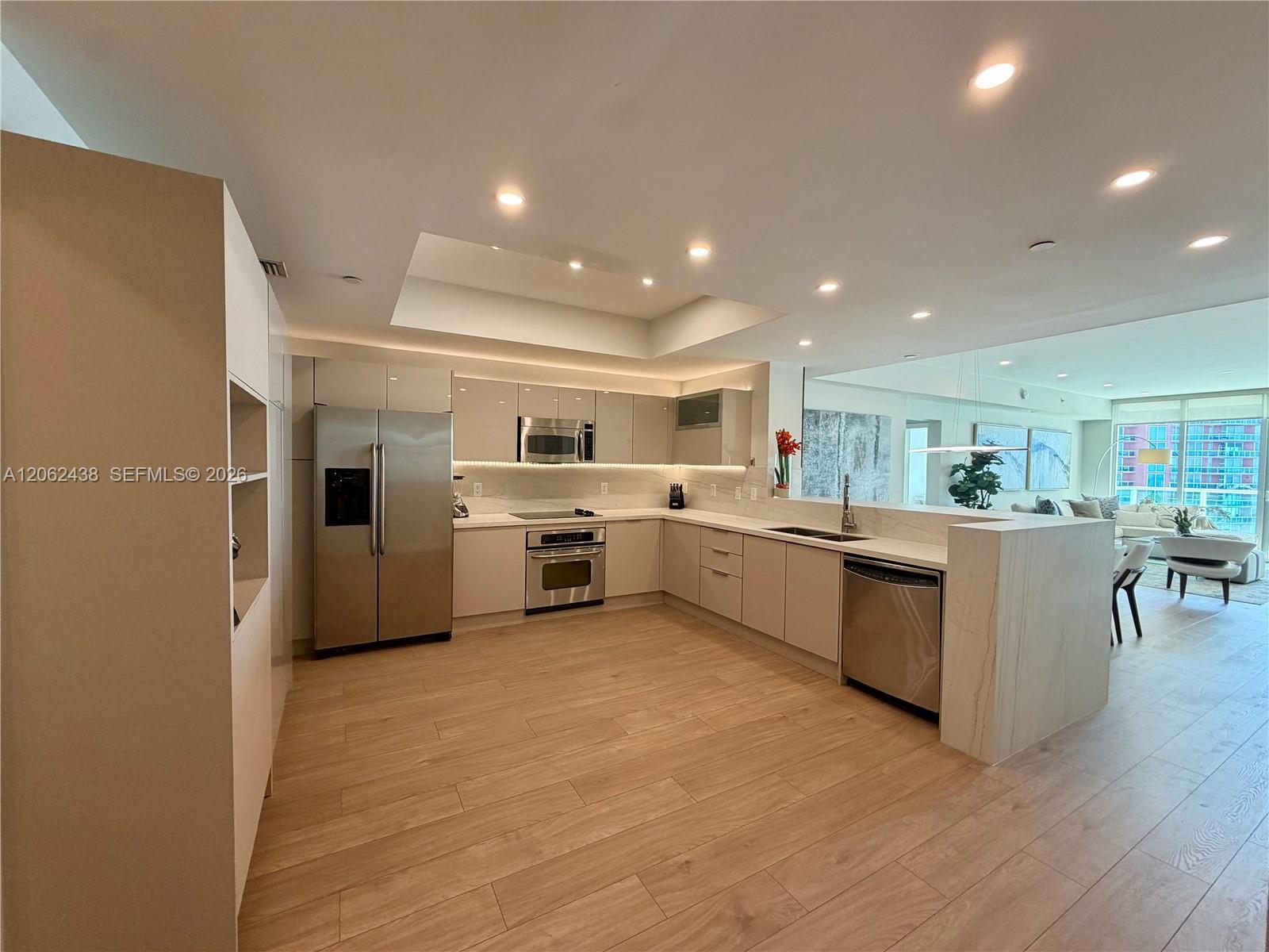 Photo of 3330 190th St  #2711, Aventura, Florida, 33180 - 