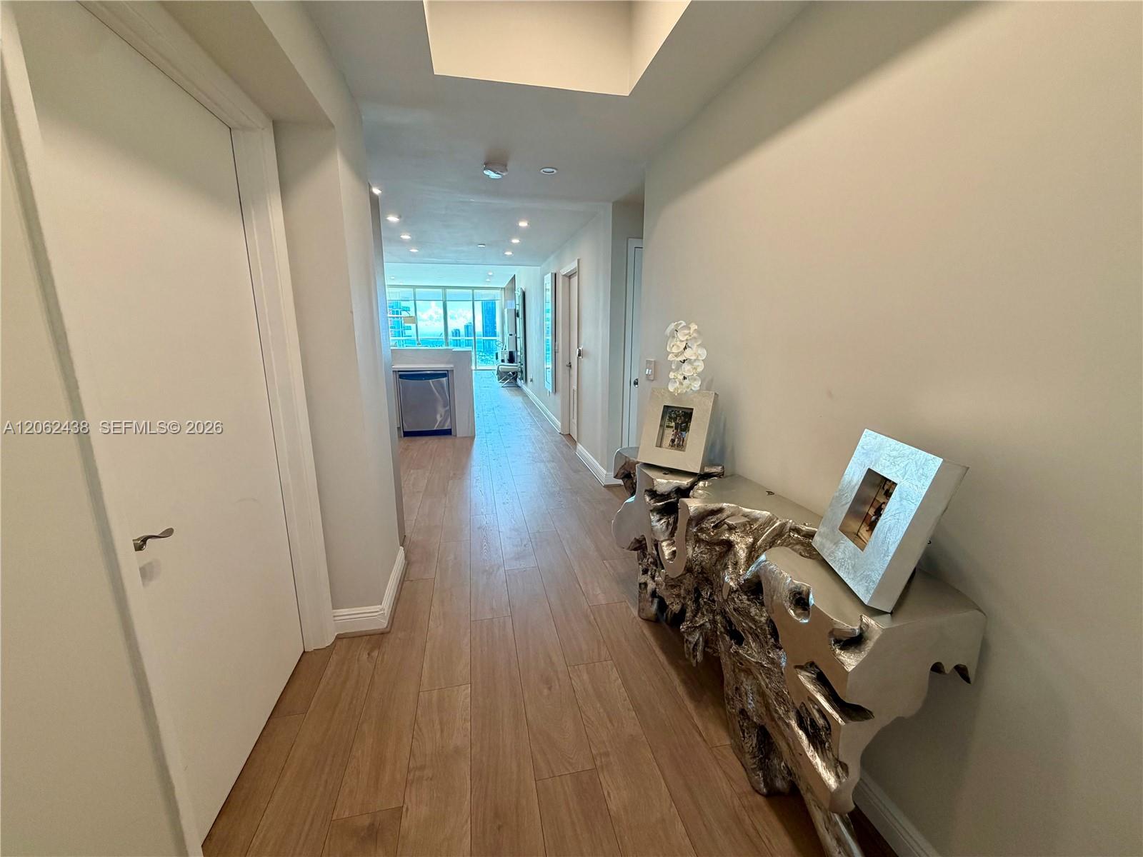 Photo of 3330 190th St  #2711, Aventura, Florida, 33180 - 