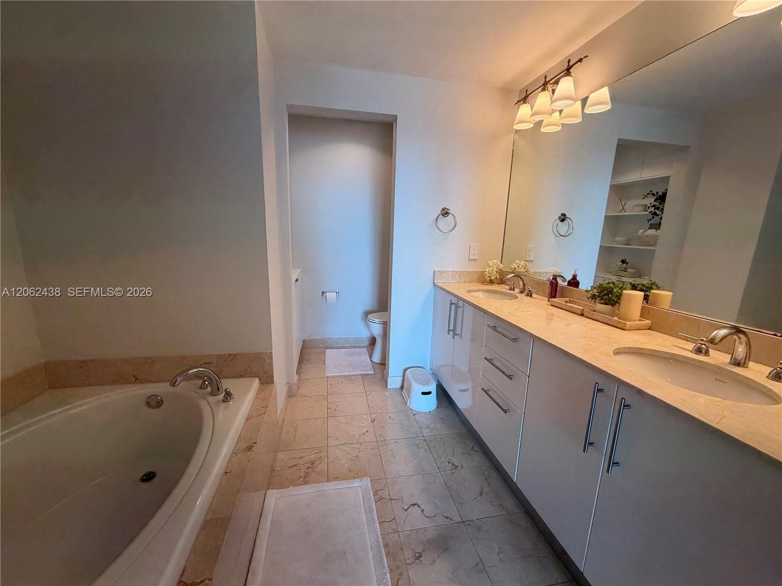 Photo of 3330 190th St  #2711, Aventura, Florida, 33180 - 
