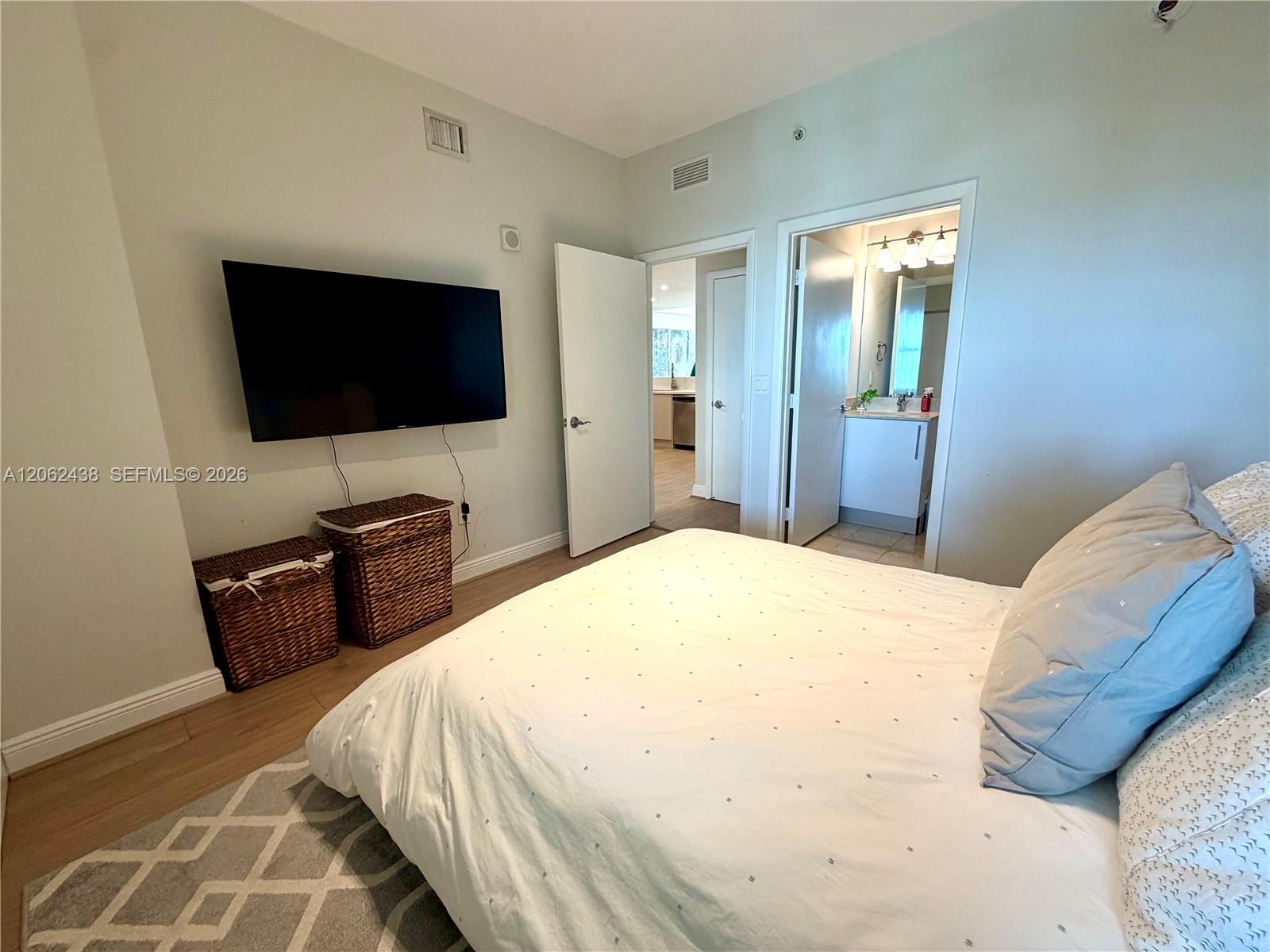 Photo of 3330 190th St  #2711, Aventura, Florida, 33180 - 