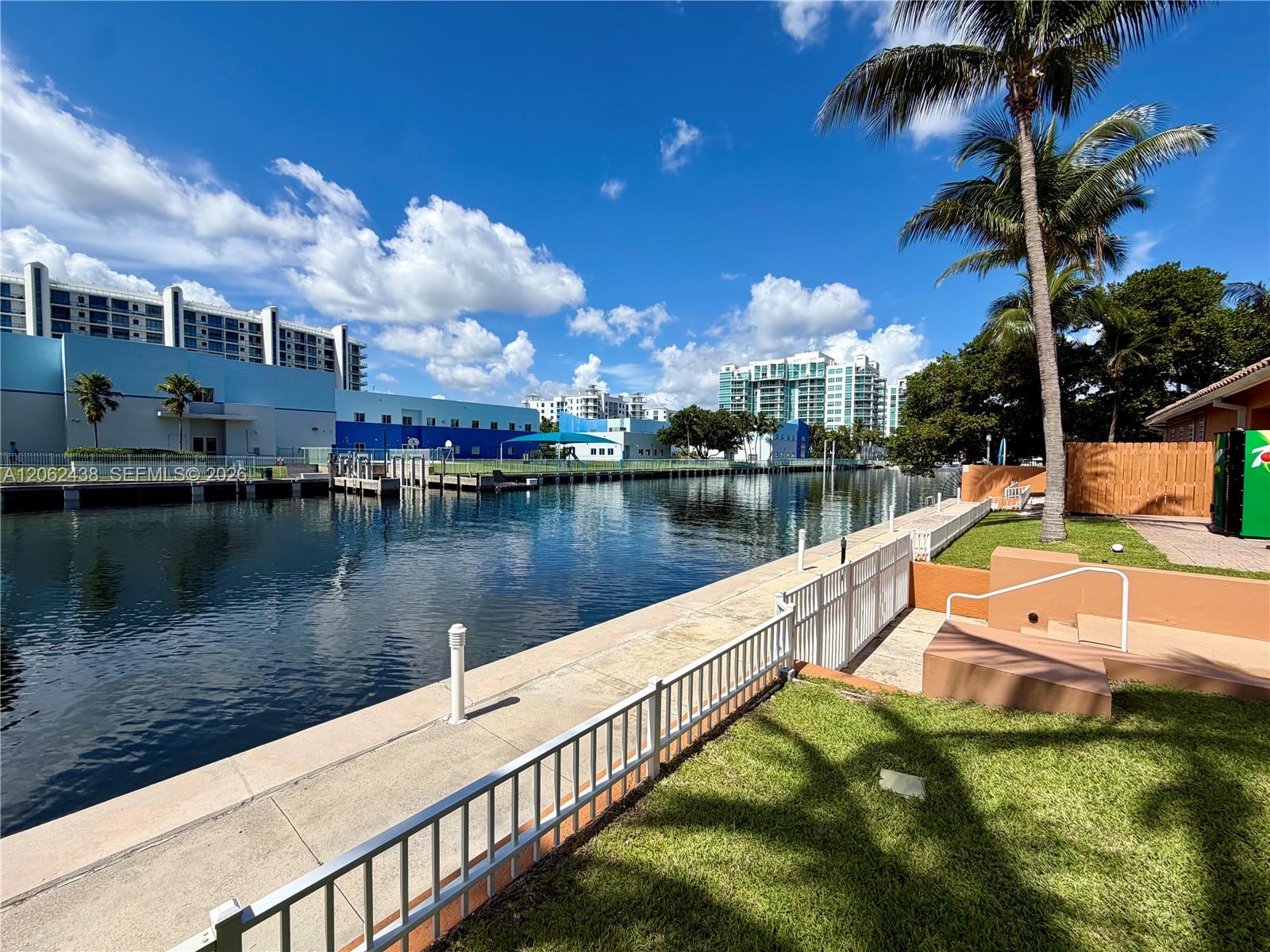 Photo of 3330 190th St  #2711, Aventura, Florida, 33180 - 