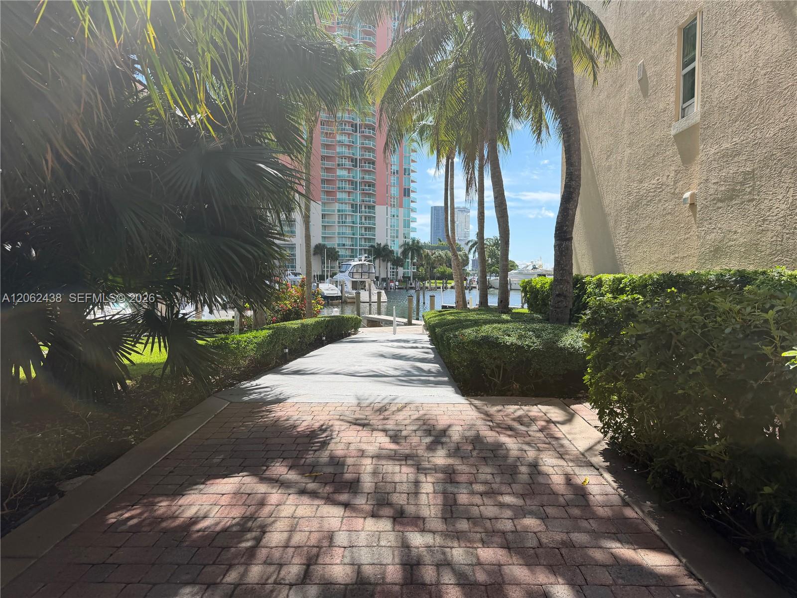 Photo of 3330 190th St  #2711, Aventura, Florida, 33180 - 