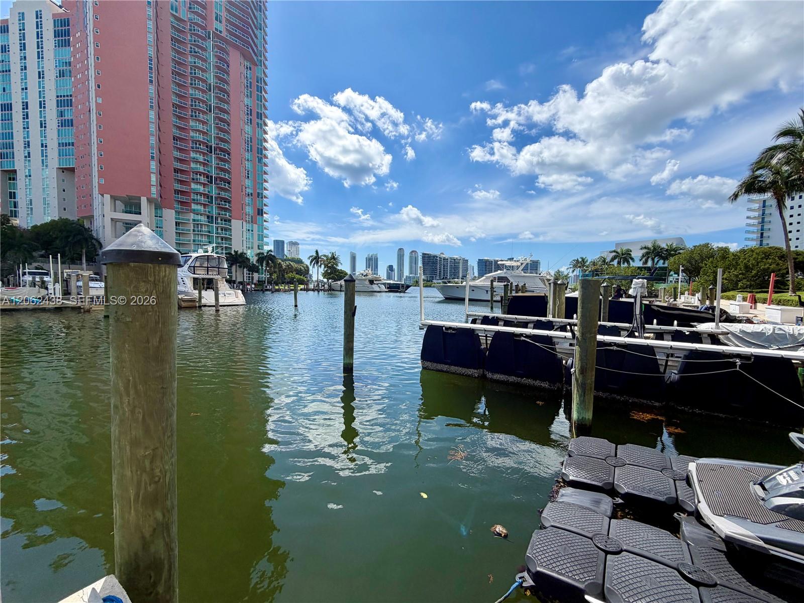 Photo of 3330 190th St  #2711, Aventura, Florida, 33180 - 