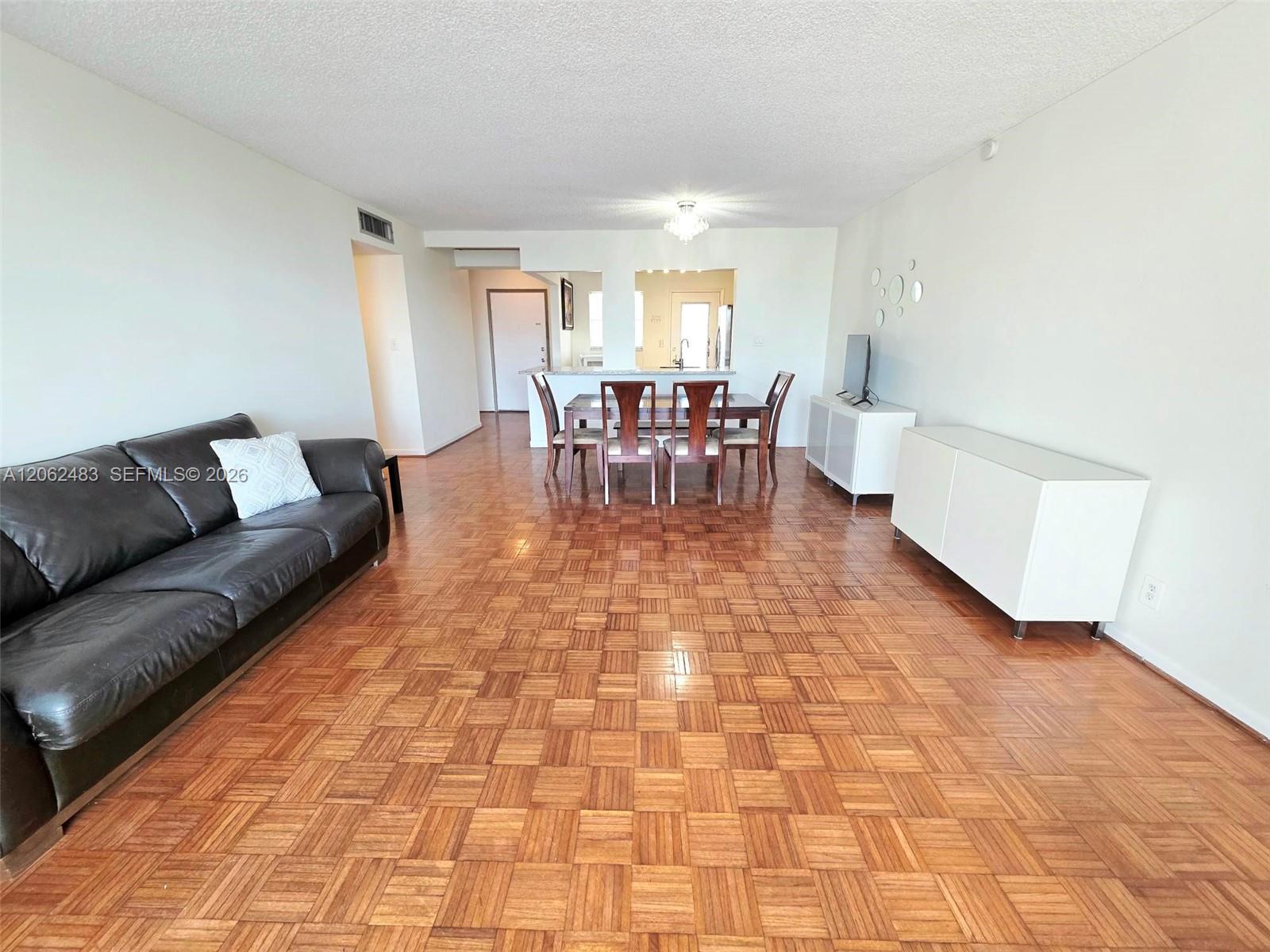 Photo of 319 14th Ave #702, Hallandale Beach, Florida, 33009 -