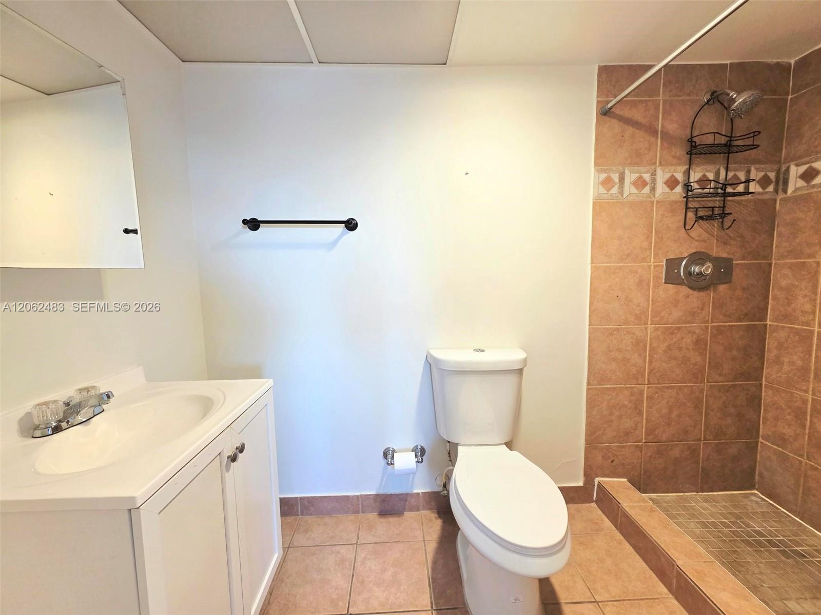 Photo of 319 14th Ave #702, Hallandale Beach, Florida, 33009 -