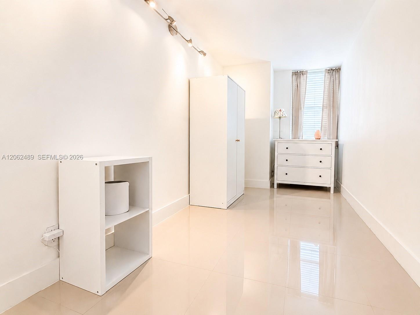 Photo of 1865 Ocean Dr  #8I, Hallandale Beach, Florida, 33009 - 