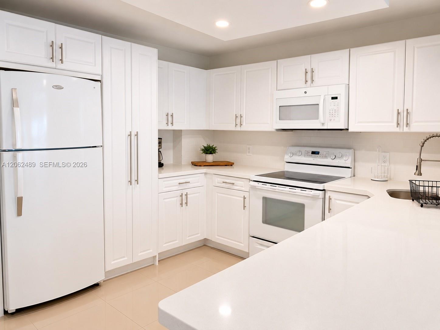 Photo of 1865 Ocean Dr  #8I, Hallandale Beach, Florida, 33009 - 