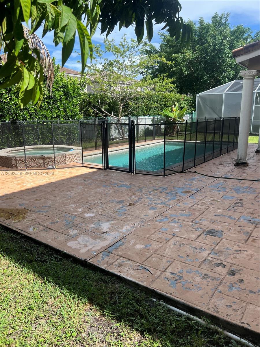 See details 5291 5 / 4 3290 sq. ft. $ 2026-07-30 0 Photo