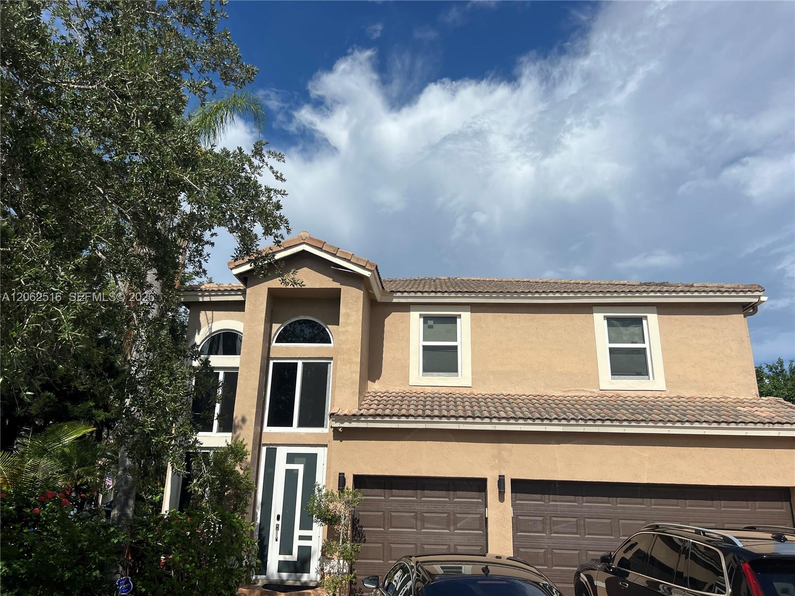 See details 5291 5 / 4 3290 sq. ft. $ 2026-07-30 0 Photo