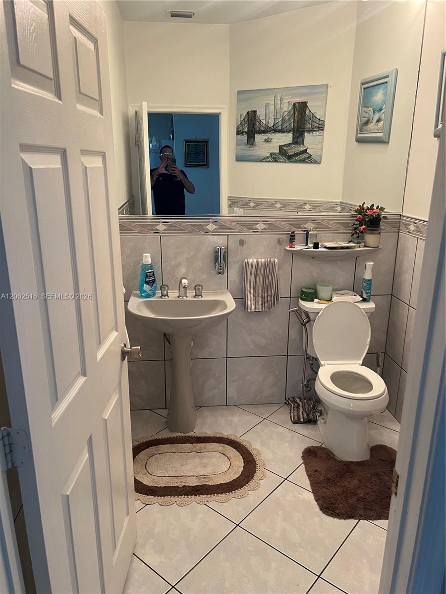 See details 5291 5 / 4 3290 sq. ft. $ 2026-07-30 0 Photo