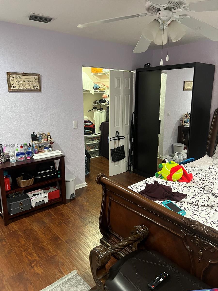 See details 5291 5 / 4 3290 sq. ft. $ 2026-07-30 0 Photo