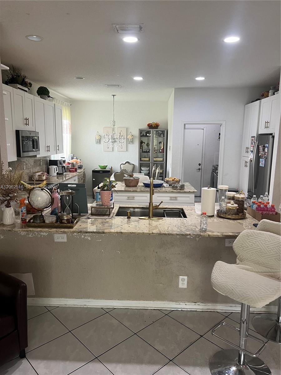 See details 5291 5 / 4 3290 sq. ft. $ 2026-07-30 0 Photo
