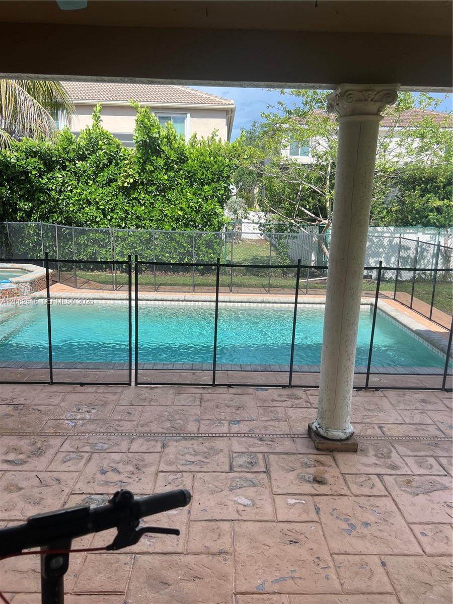 See details 5291 5 / 4 3290 sq. ft. $ 2026-07-30 0 Photo