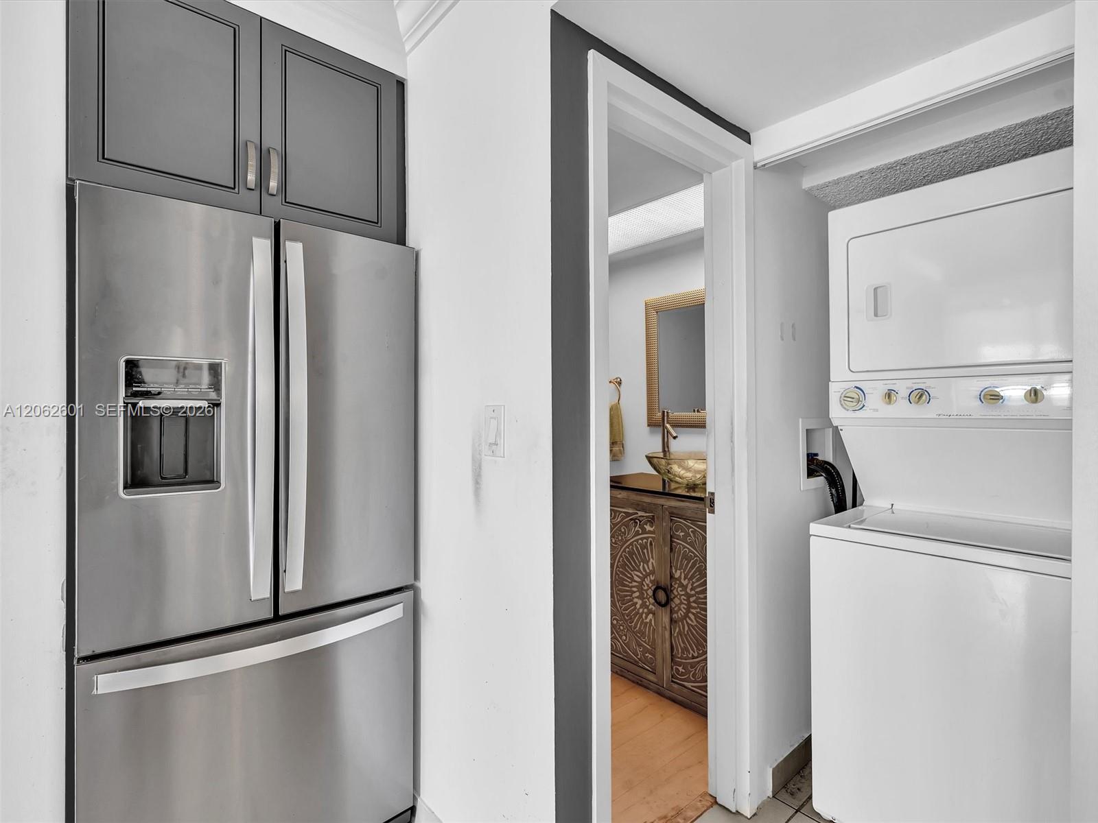 See details 2205 1 / 2 1104 sq. ft. $ 2026-07-30 0 Photo