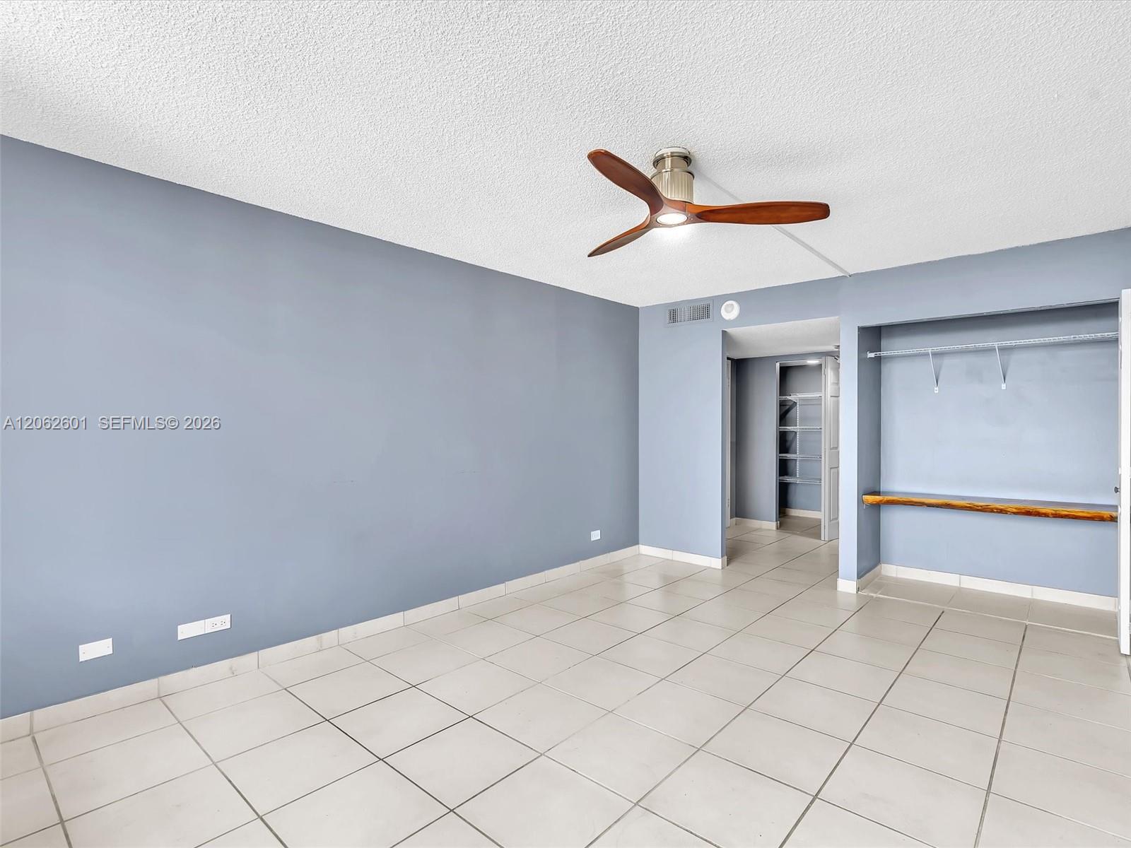 See details 2205 1 / 2 1104 sq. ft. $ 2026-07-30 0 Photo