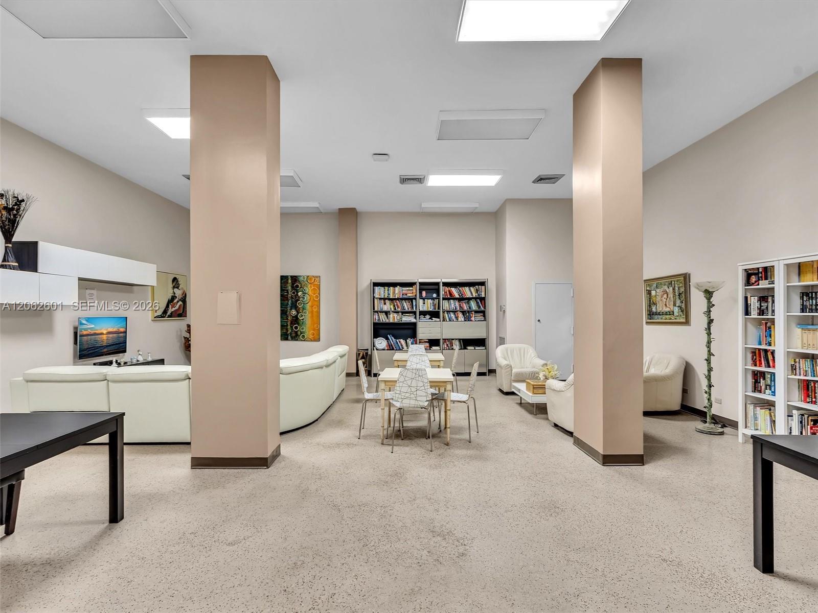See details 2205 1 / 2 1104 sq. ft. $ 2026-07-30 0 Photo
