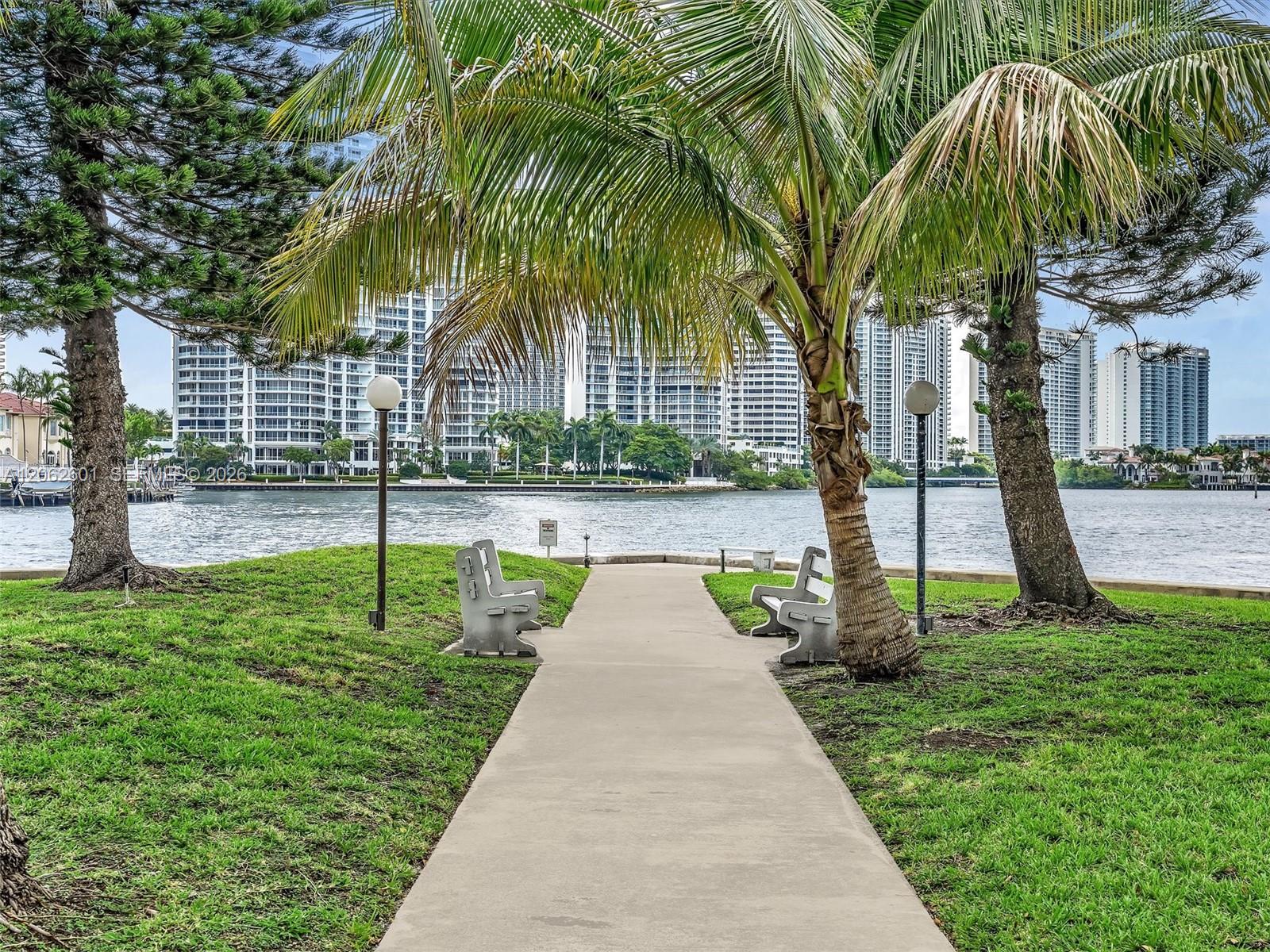 See details 2205 1 / 2 1104 sq. ft. $ 2026-07-30 0 Photo