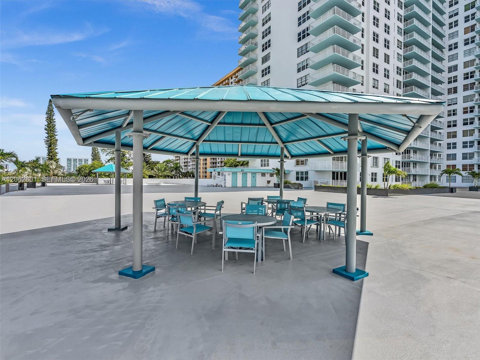 See details 2205 1 / 2 1104 sq. ft. $ 2026-07-30 0 Photo