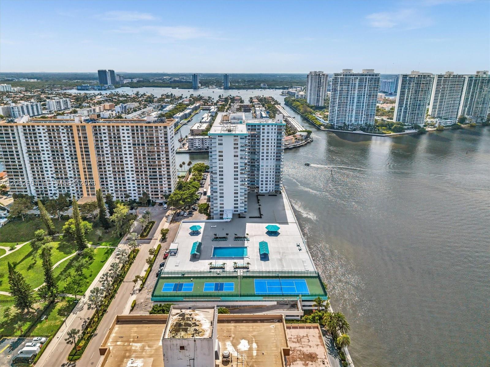See details 2205 1 / 2 1104 sq. ft. $ 2026-07-30 0 Photo