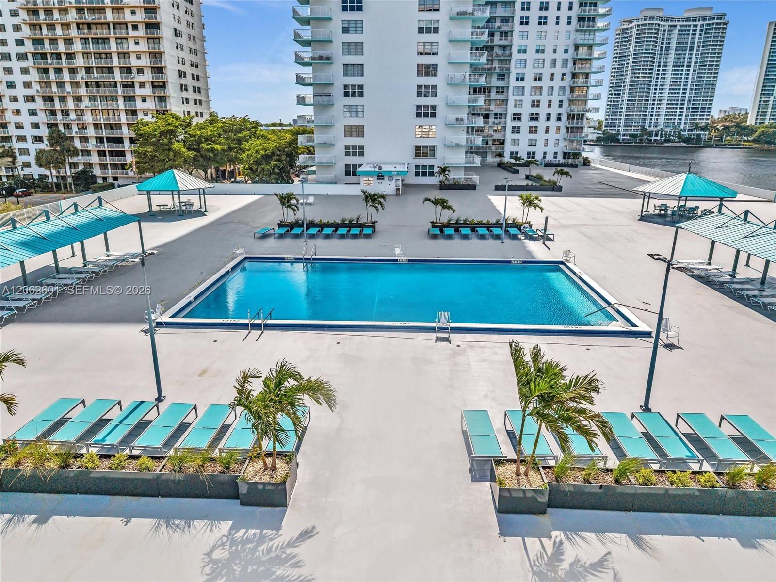 See details 2205 1 / 2 1104 sq. ft. $ 2026-07-30 0 Photo