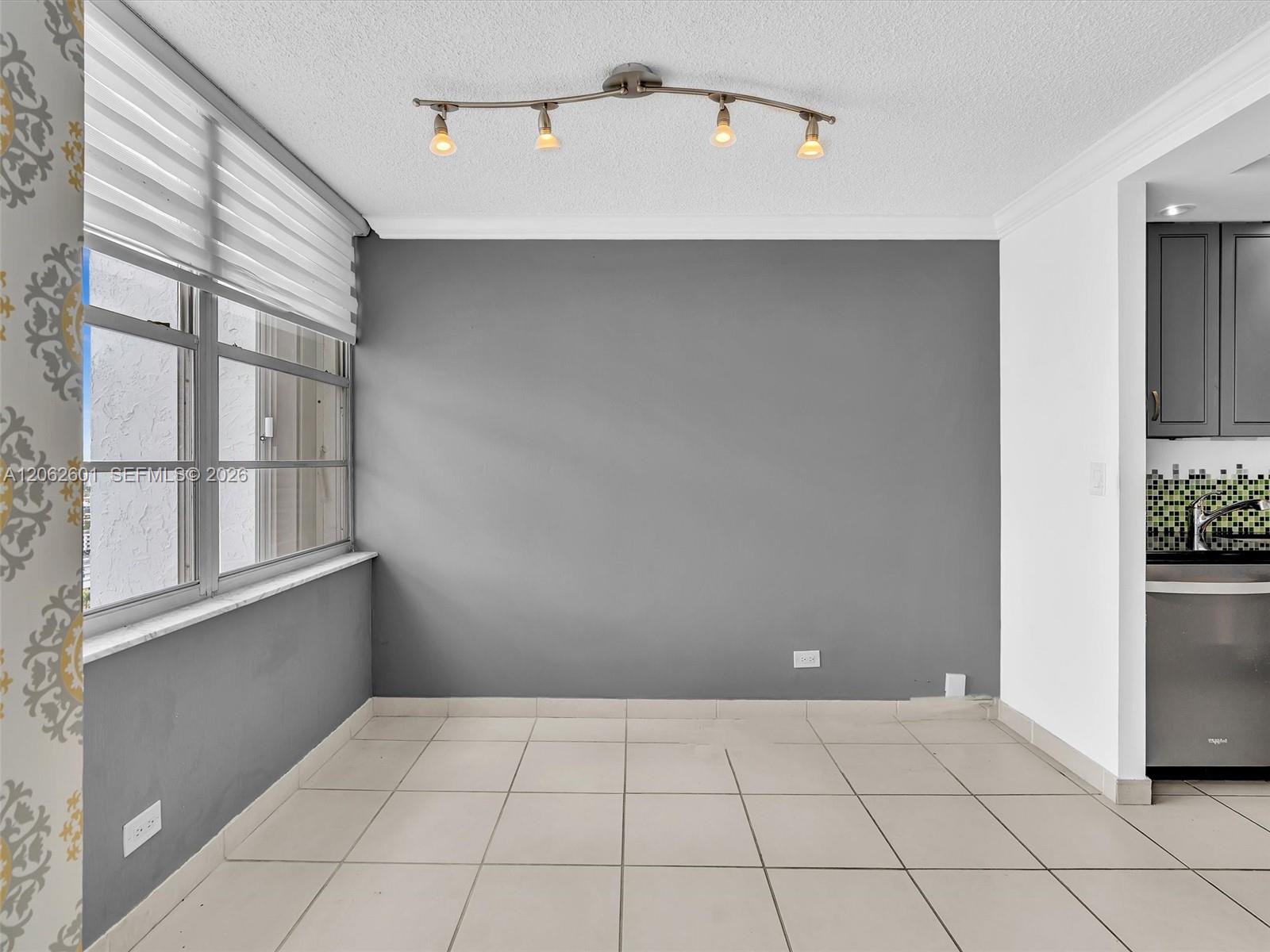 See details 2205 1 / 2 1104 sq. ft. $ 2026-07-30 0 Photo