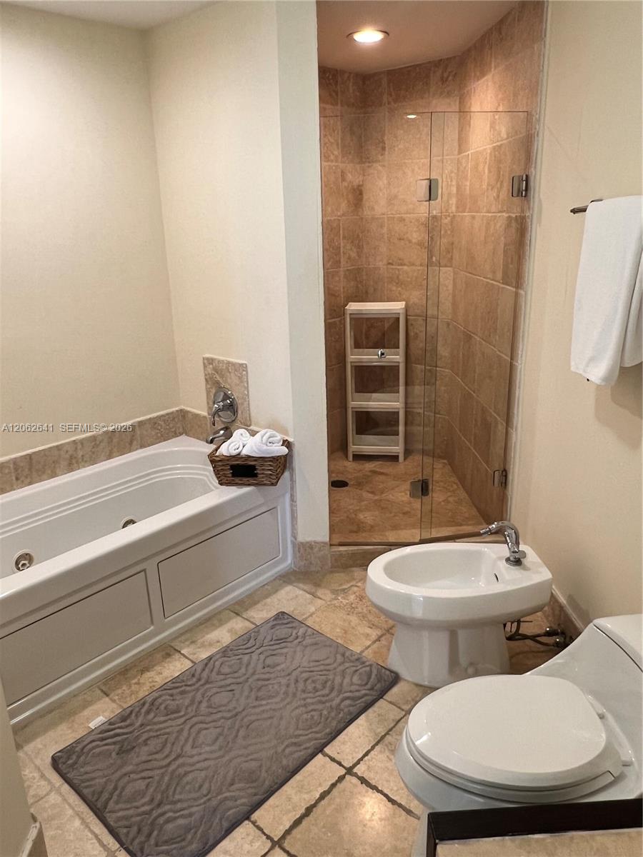 Ver detalles 1801A 2 / 2 1289 sq. ft. $ 2026-07-30 0 foto