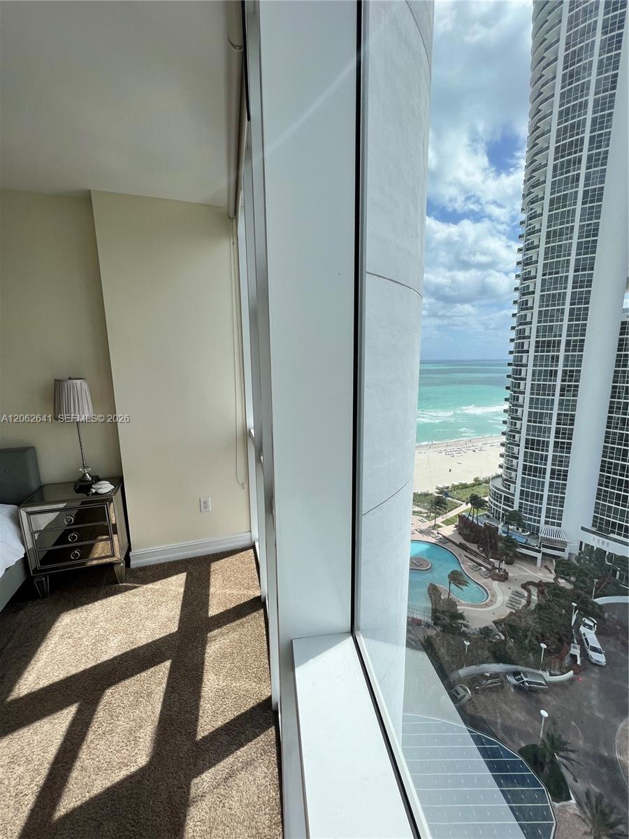 Ver detalles 1801A 2 / 2 1289 sq. ft. $ 2026-07-30 0 foto