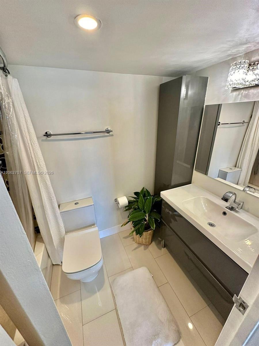 Photo of 801 Three Islands Blvd #412, Hallandale Beach, Florida, 33009 -