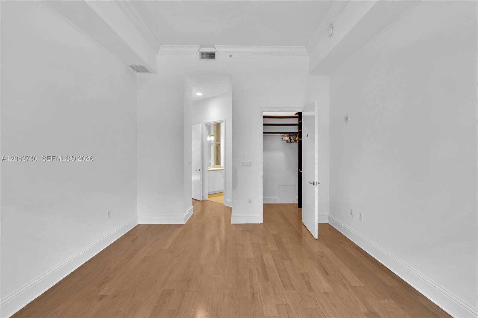 Photo of 20000 Country Club Dr #110, Aventura, Florida, 33180 -