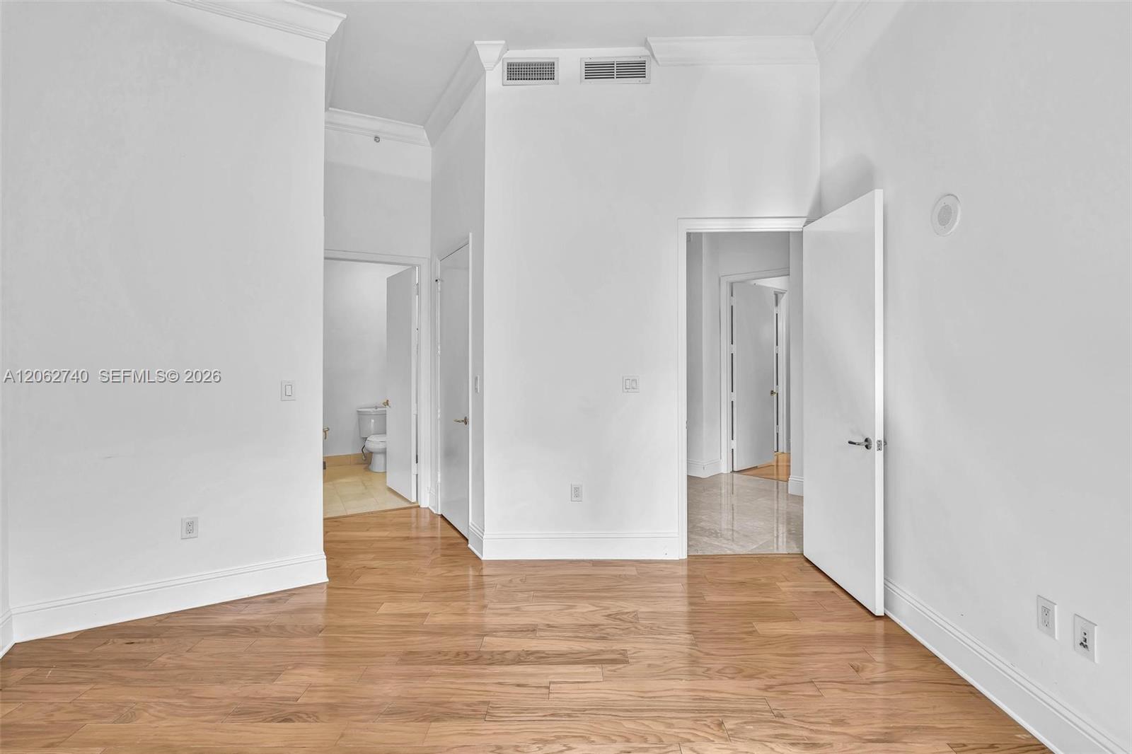 Photo of 20000 Country Club Dr #110, Aventura, Florida, 33180 -