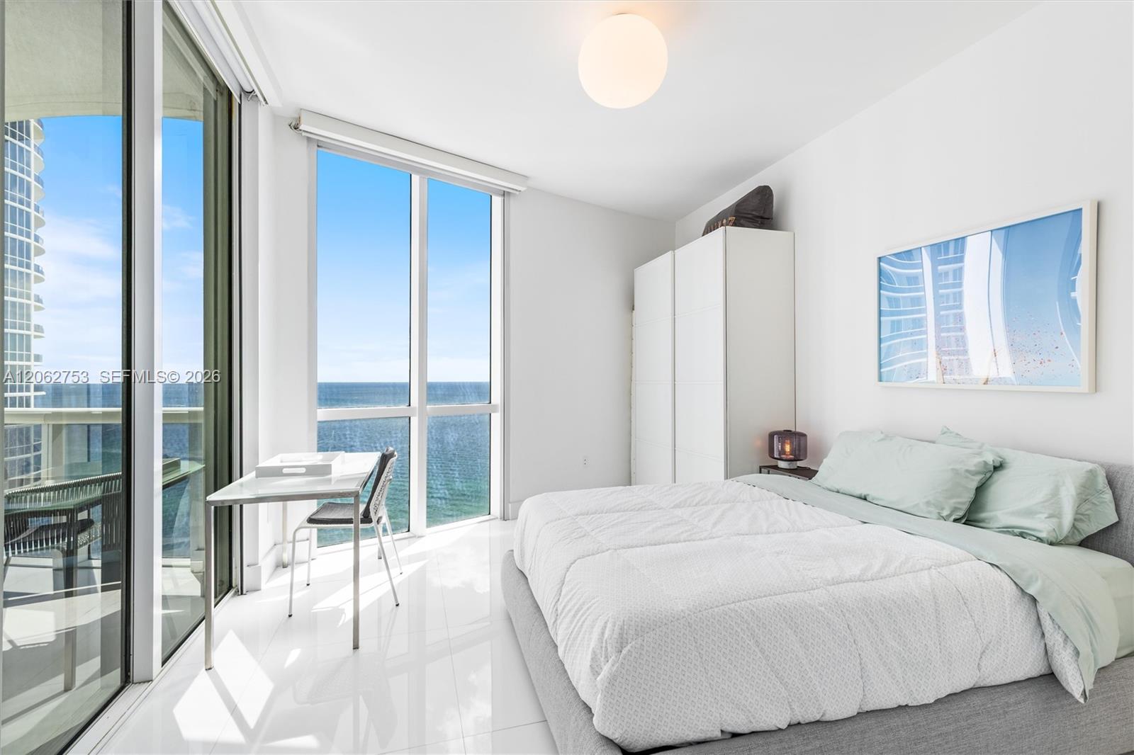 See details 1604 3 / 4 2558 sq. ft. $ 2026-07-30 0 Photo
