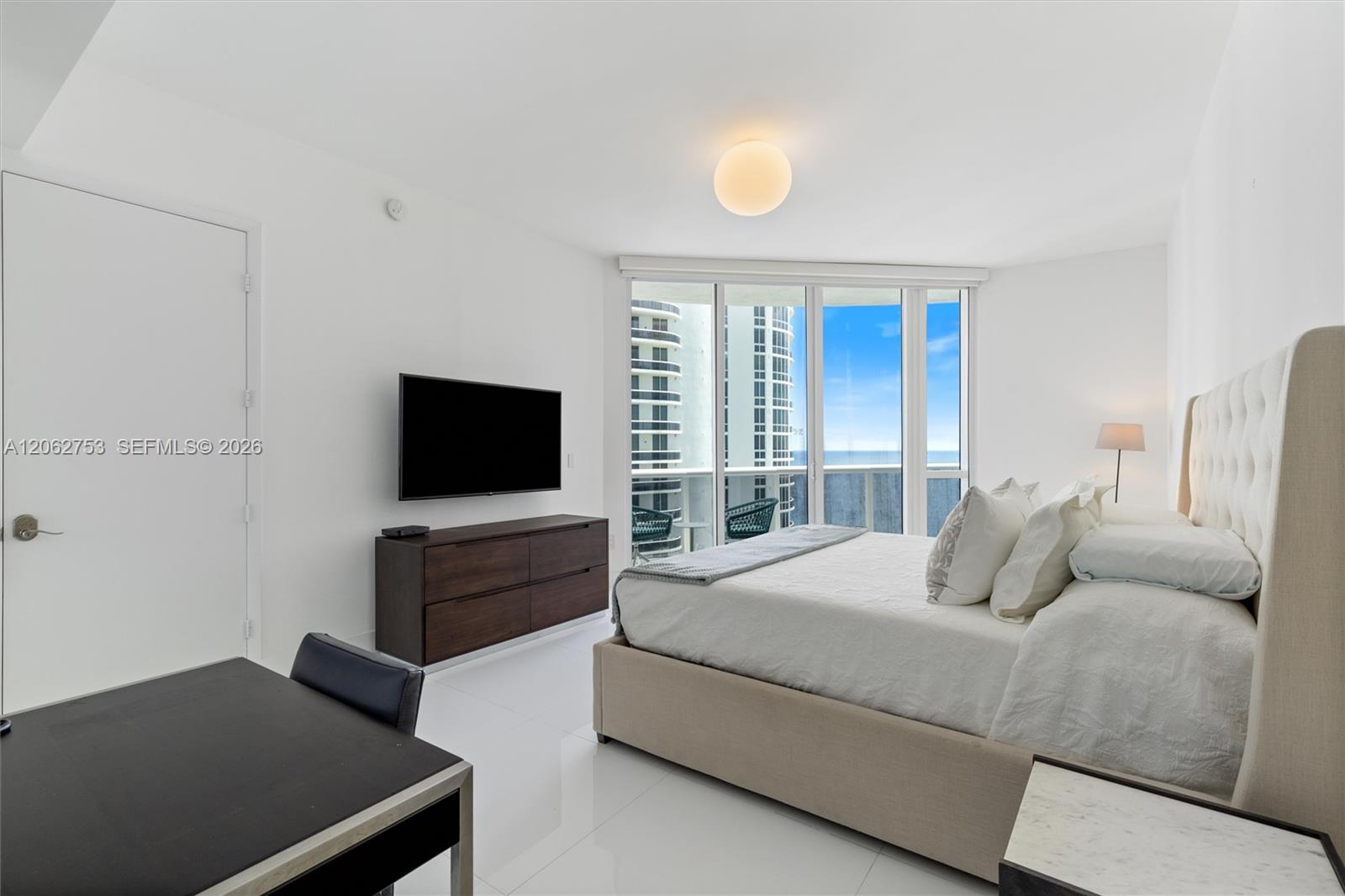 See details 1604 3 / 4 2558 sq. ft. $ 2026-07-30 0 Photo