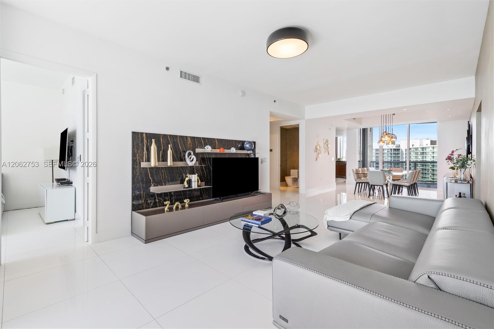 See details 1604 3 / 4 2558 sq. ft. $ 2026-07-30 0 Photo