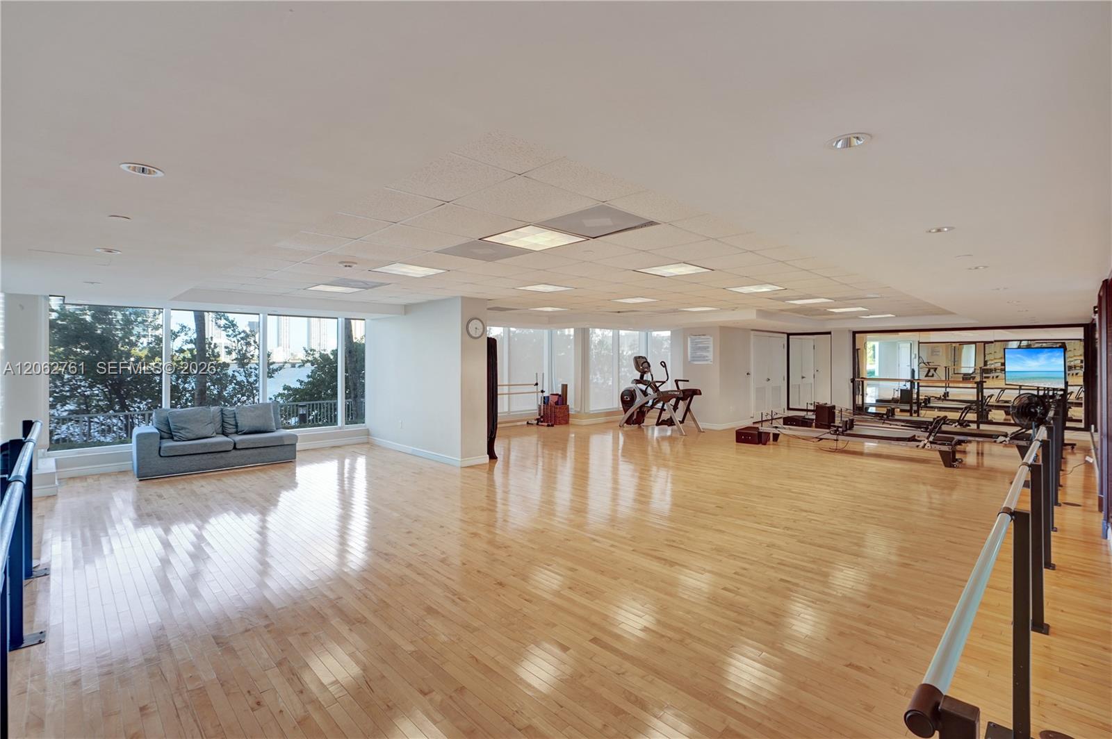 Photo of 3201 183rd St  #2403, Aventura, Florida, 33160 - 