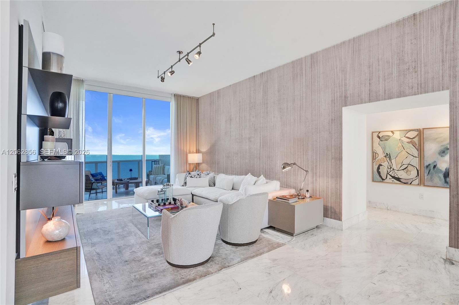 See details 3406 3 / 4 2327 sq. ft. $ 2026-07-31 0 Photo